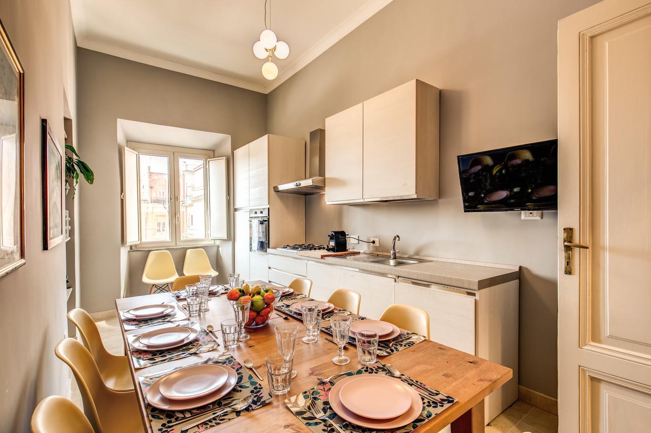 The Great Retro Apartment Рим Екстериор снимка